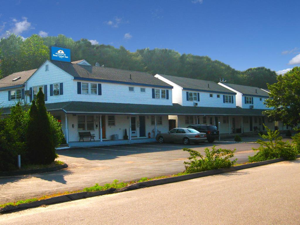 Americas Best Value Inn Stonington Mystic Exteriör bild